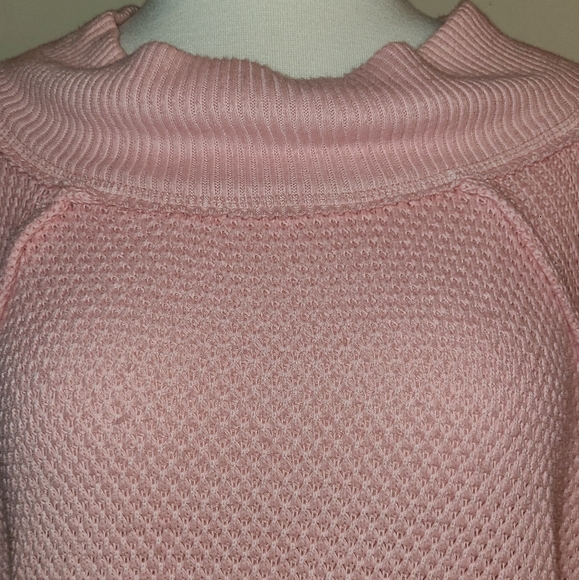 NWT We the free size S faded coral sweater - Picture 4 of 15